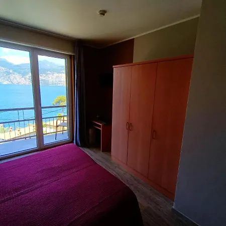 Hotel Antonella Malcesine Exterior foto